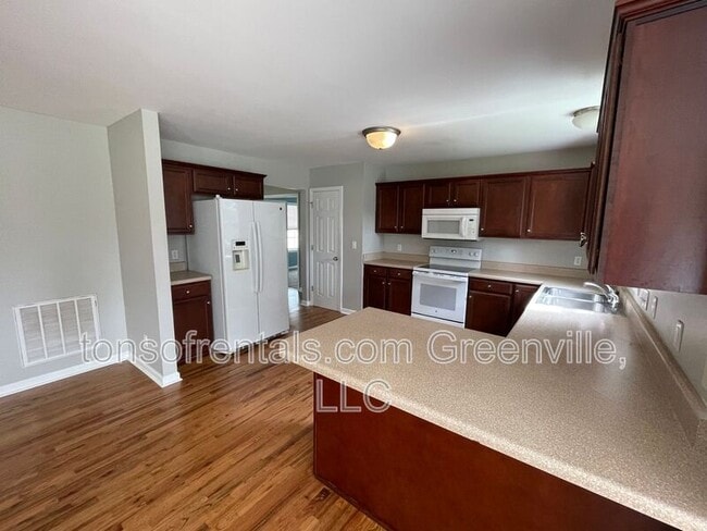 Photo - 518 Amber Crest Ct