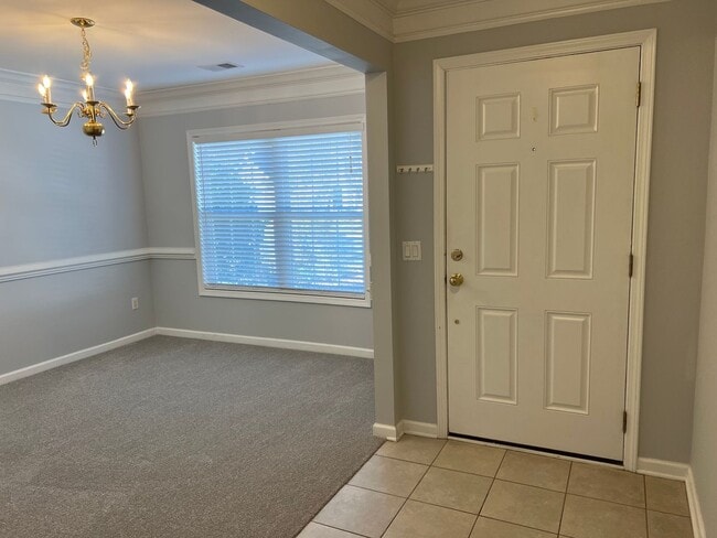 Photo - Three Bedroom Home in Pinecrest with Garage