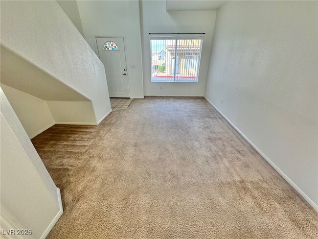 Photo - 54 Ruffled Feather Way