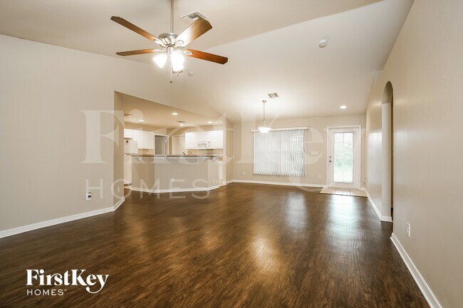 Photo - 3310 49th St W