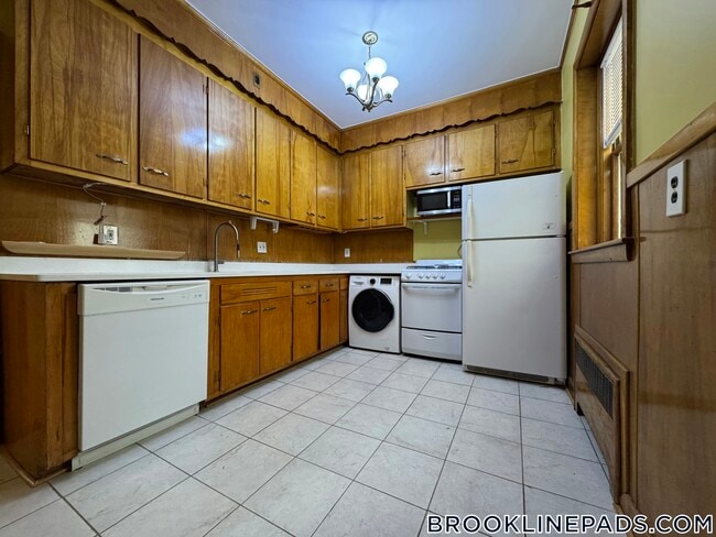 Photo - 208 Fuller St Unit 3