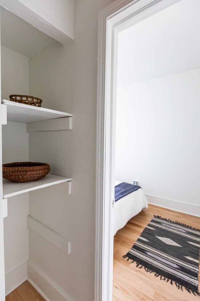 Selden Manor Apartments Detroit, MI