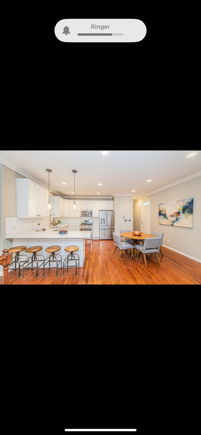 Photo - 825 N Marshfield Ave Unit 1