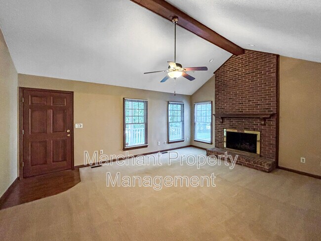 Photo - 44 Regent Dr