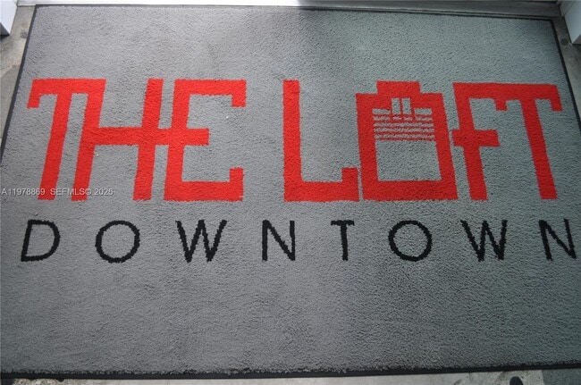 Photo - 234 NE 3rd St Unit 908