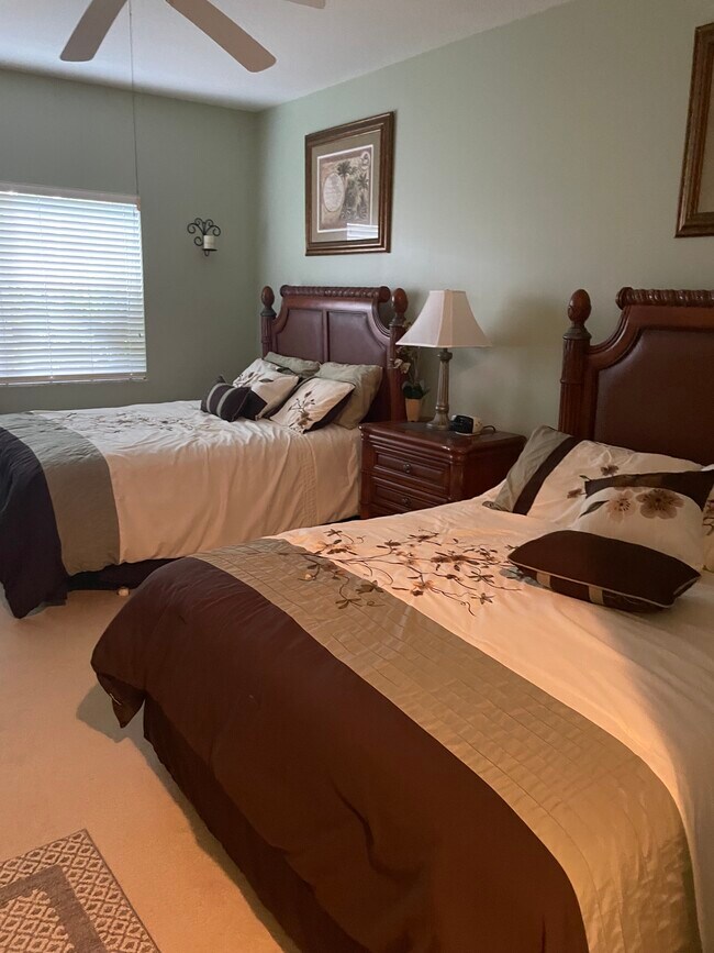 Photo - 8333 Mulligan Cir Unidad A