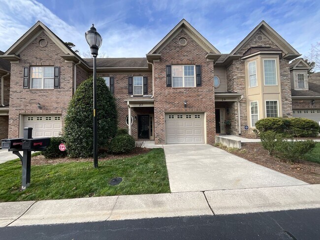 Photo - Immaculate 3 bedroom/2.5 bathroom in Tanner Woods!