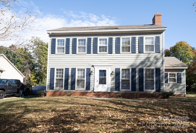 Building Photo - 2219 Heather Glen Ln