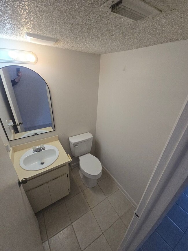 Photo - 2-Bedroom, 2-Bathroom Condo in Land O' Lakes