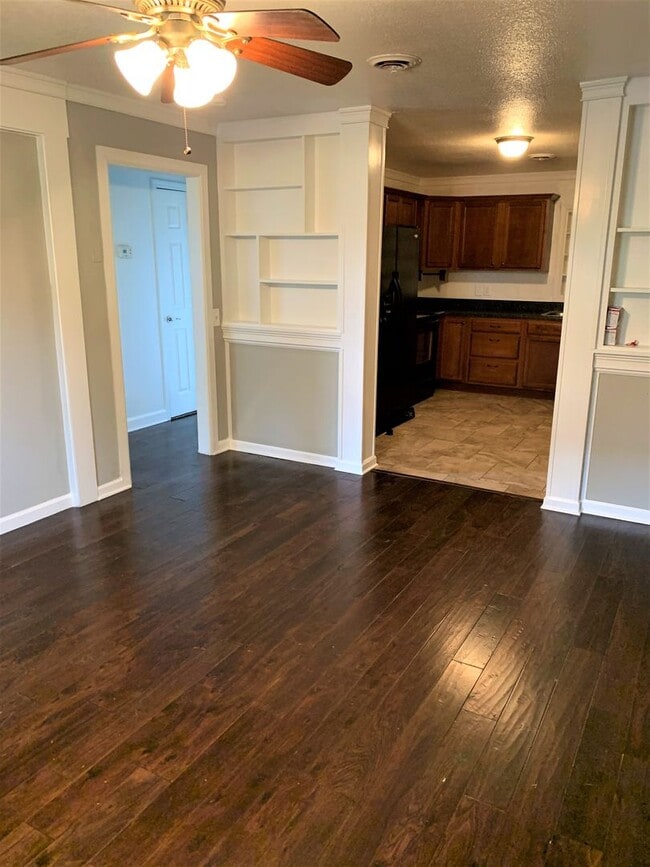 Photo - 3 Bdrm/2 Bath home    ?   Gray, TN