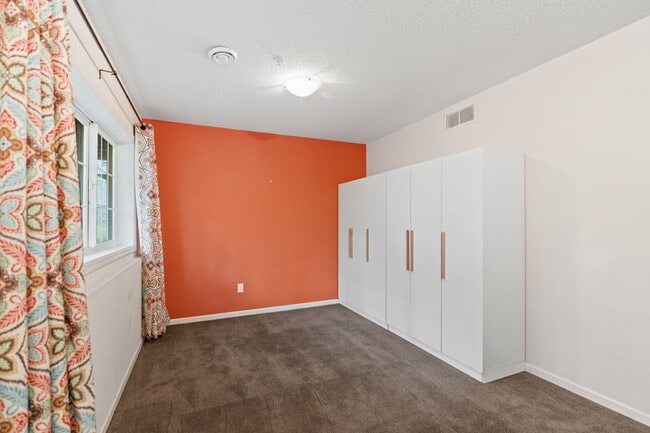 Photo - 789 Fairfield Cir