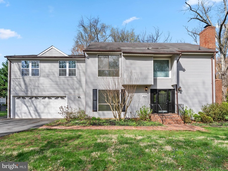 Photo - 2852 Cedarest Rd