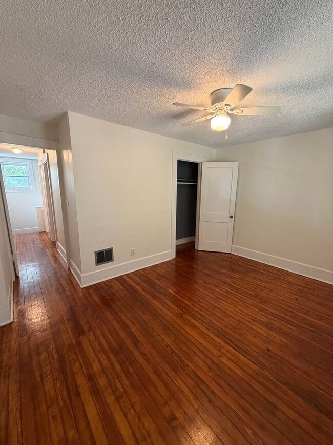 Photo - Charming 2 Bed, 2 Bath Home Near German Vi...