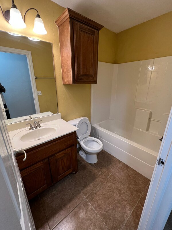 Photo - 800 SW 151st St