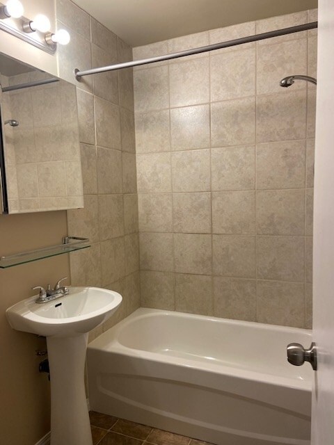 Photo - Apartment in Downtown Just 5 Mins From Nait With 1 Months Free Rent Unit 7