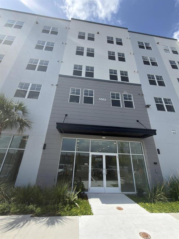 Building Photo - 5563 Millennia Park Dr Unit 323