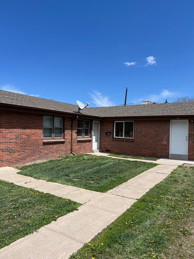 Photo - 764 S Wolff St