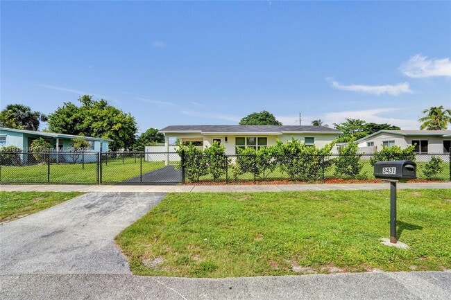 Photo - 3431 NW 5th Pl