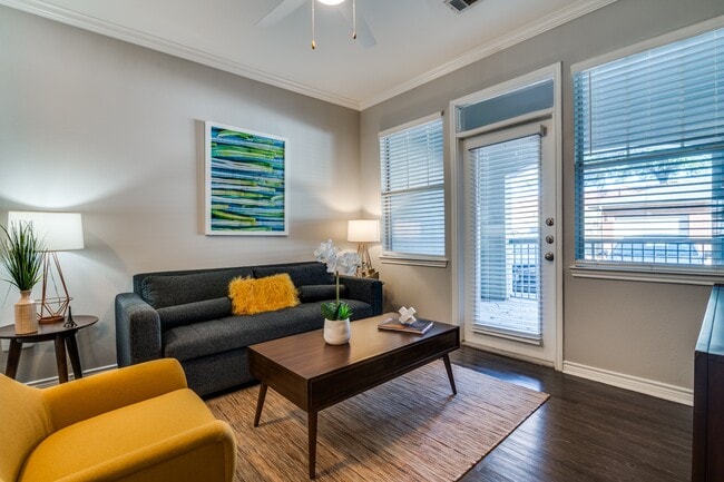 Building Photo - The Bluffs at Vista Ridge Rental