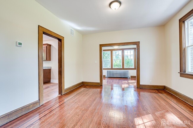 Photo - 338 Buckelew Ave