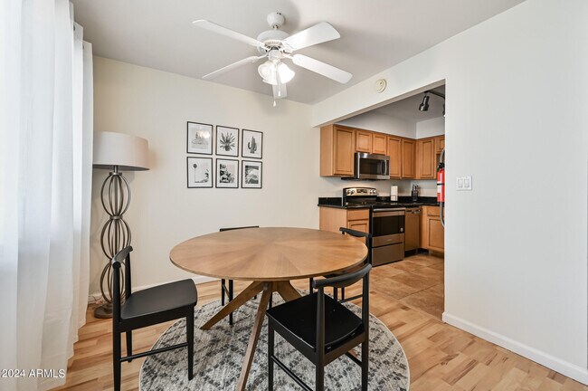 Photo - 1702 W Tuckey Ln Unit 230