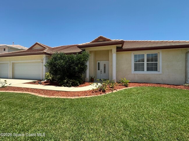 Building Photo - 616 Manatee Bay Dr