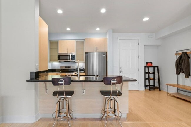 Photo - Luxury condo in the heart of downtown Santa Cruz! Unit 338