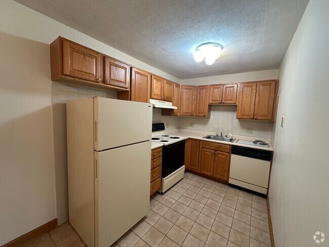 Building Photo - 282 Grove St Unit 03 Rental