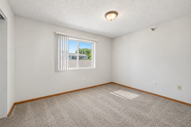 Pineview Place Apartments