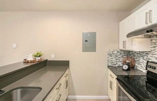Photo - 17431 Ambaum Blvd S Unit B13