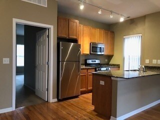 Photo - 343 E 25th Pl