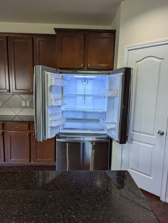 Photo - 426 Dockside Terrace