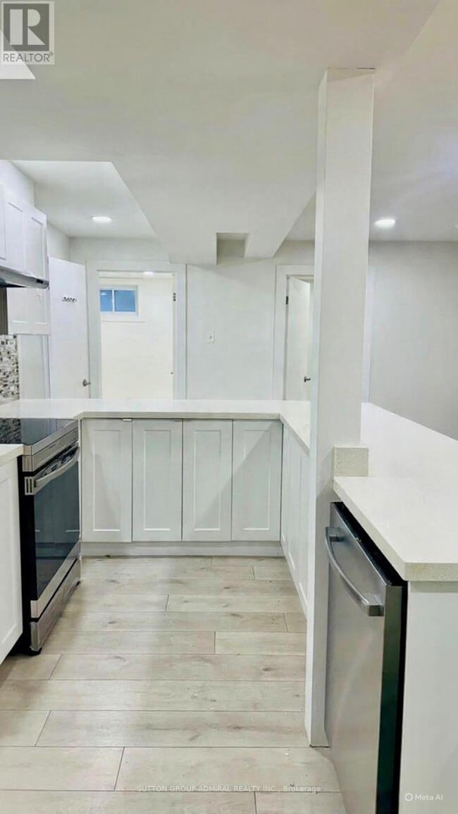 Photo - 25 Arbutus Crescent