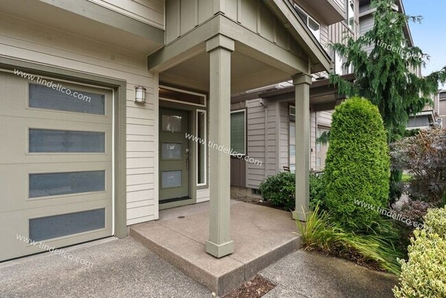 Modern 3-Bedroom Home with Spacious Bonus Room in Desirable Happy Valley!