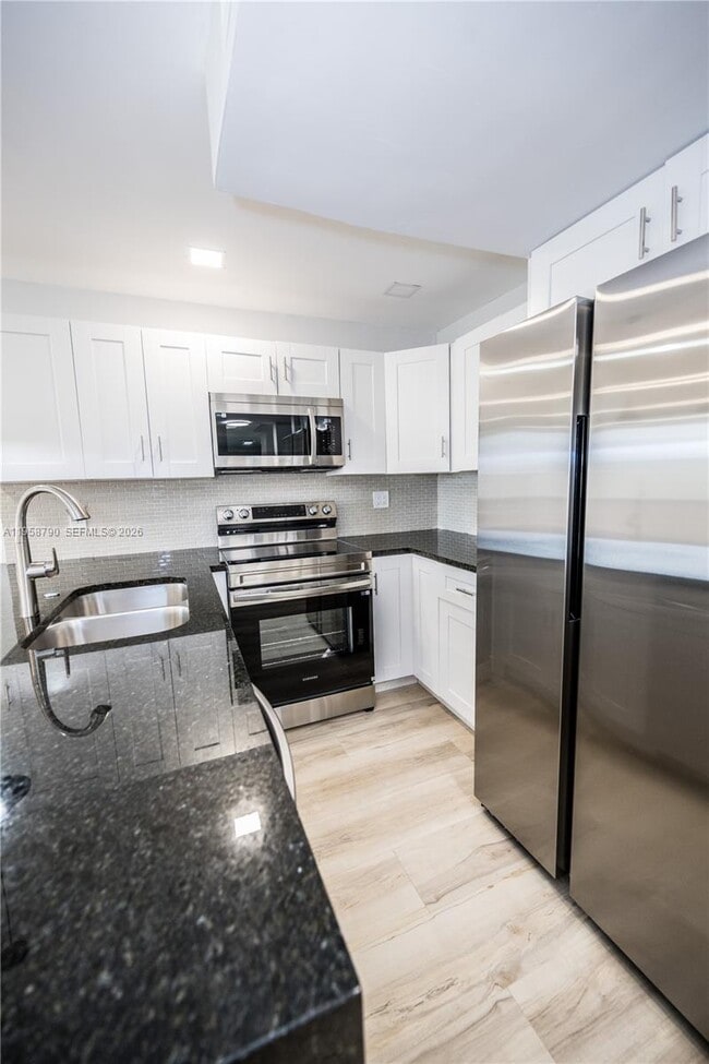 Photo - 755 Dotterel Rd Unidad 1301