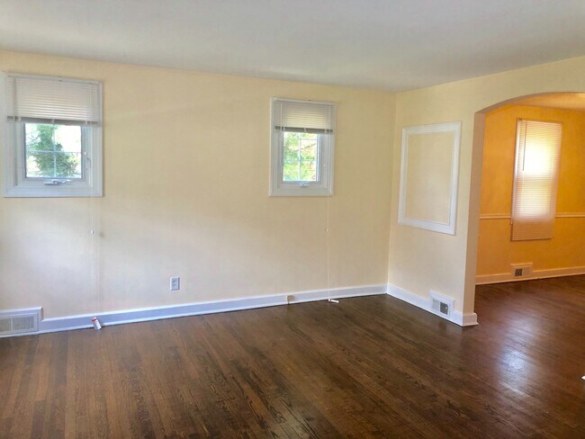 Photo - Charming 3 Bedroom/2 Bathroom Duplex in West Hills, MD!