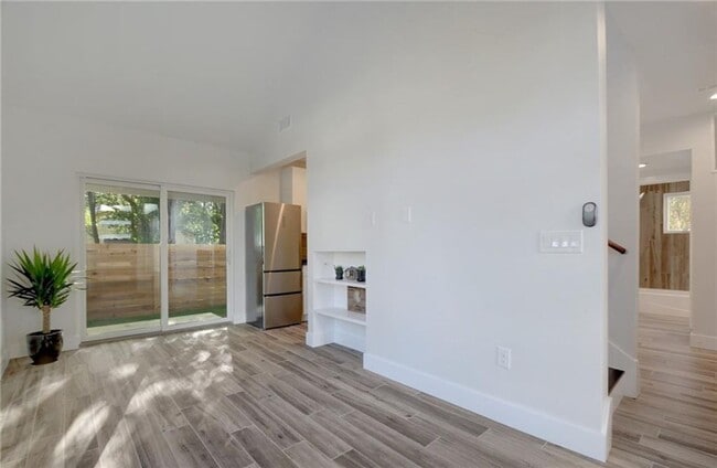 Photo - East Austin 2 Bed 2 Bath