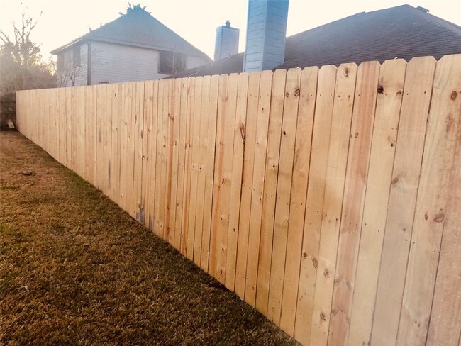 Photo - 2510 Carriage Ln