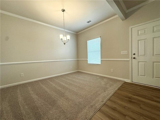 Photo - 273 Bloomfield Cir