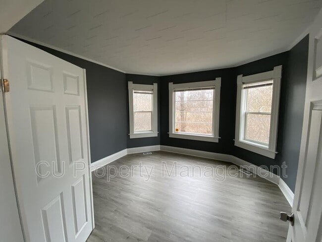 Photo - 1601 N Mckinley Ave