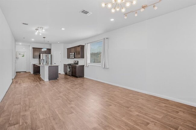 Photo - 909 Vogel Dr