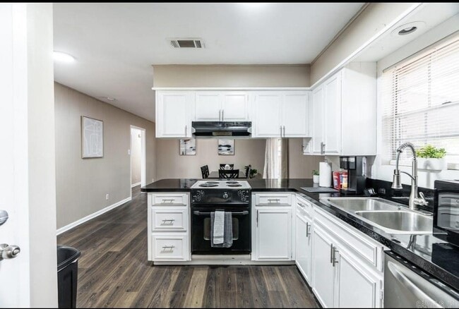 Photo - 1816 Osage Dr