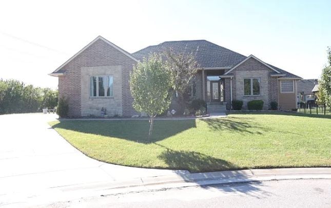 Photo - 1803 N Peckham Cir House