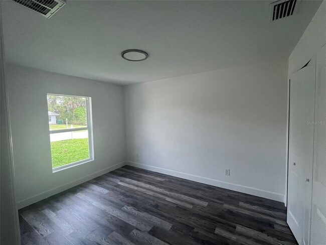 Photo - 10037 Amicola St