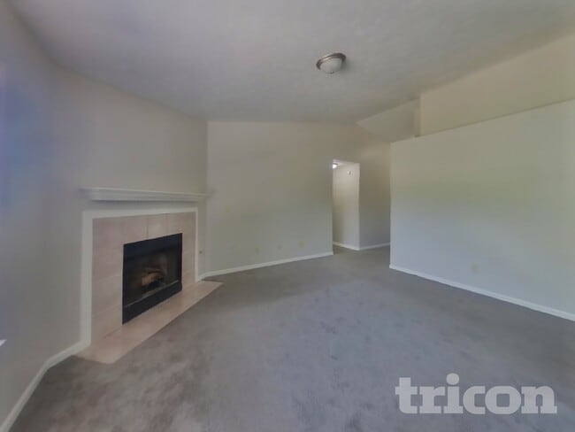 Photo - 4831 Dietzen Blvd