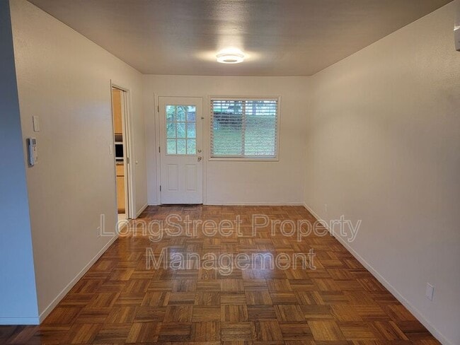 Photo - 5160 NE Willamette Ave