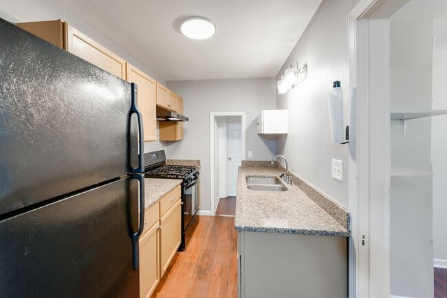 Photo - Highland Park Gem- 3/1 with Large Yard