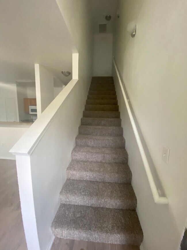 1000 Diamond Dr Unit 1604