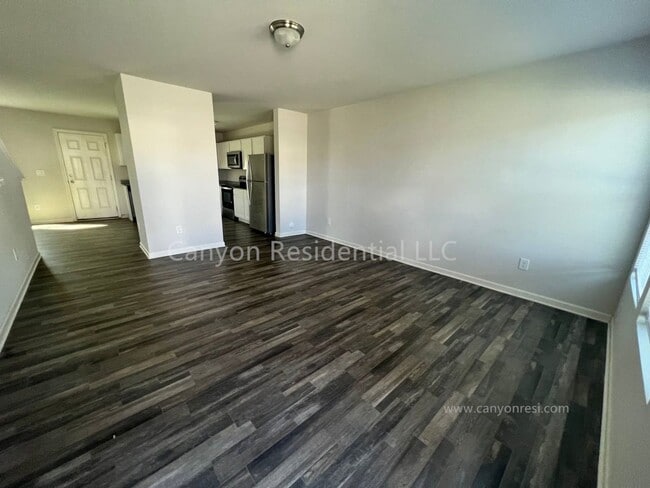 Photo - Beautiful 3b Room!Move in ready!