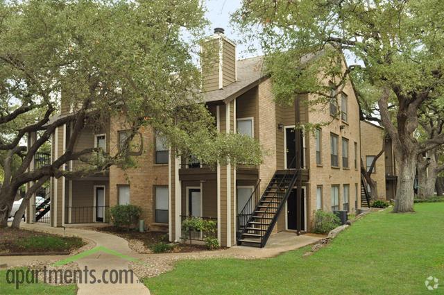 Building - The Henry B Apartments